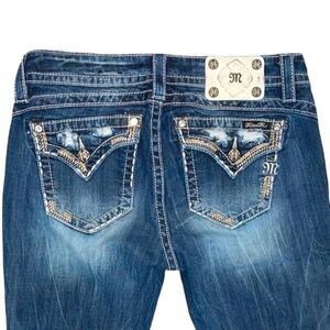 Miss me distressed cropped jeans size 29